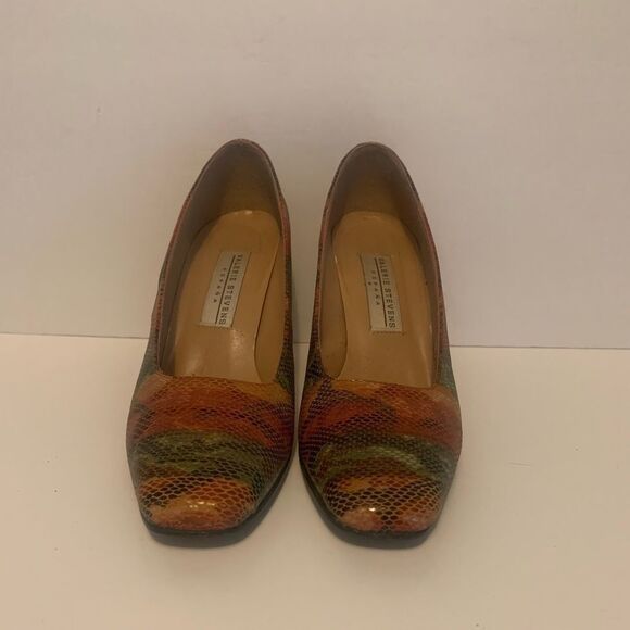 Valerie Stevens tri-colored reptile dress pumps - Picture 4 of 4